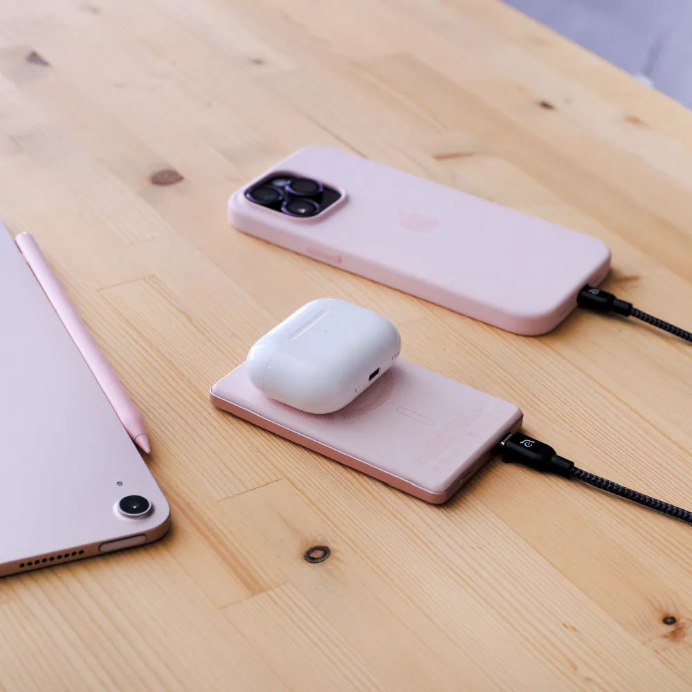 ADAM Gravity C5 5,000 mAh Magnetic Wireless battery - Pink