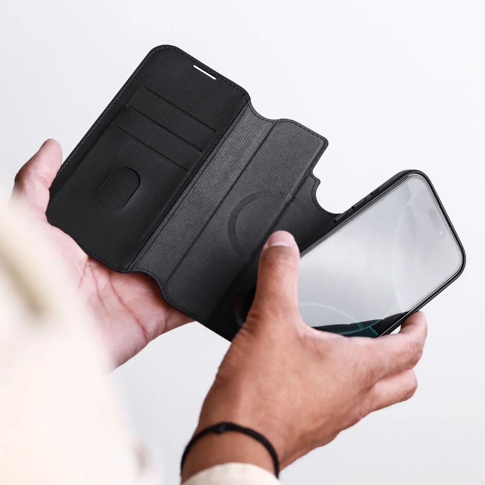 VONMAHLEN Like Leather Folio iPhone 17 Pro - Black
