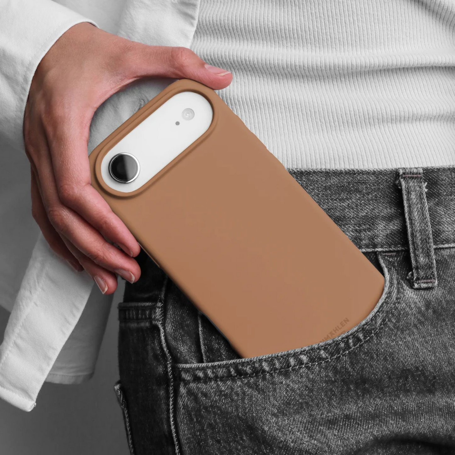 VONMAHLEN Soft Silicone Case iPhone 17 Air - Dark Cream