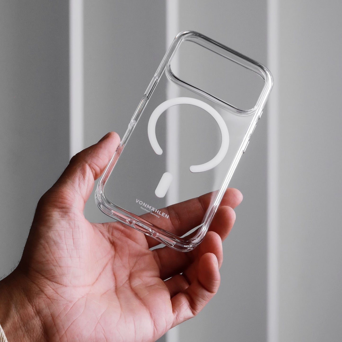 Vonmahlen Transparent Case 2 - iPhone 17 Pro-White