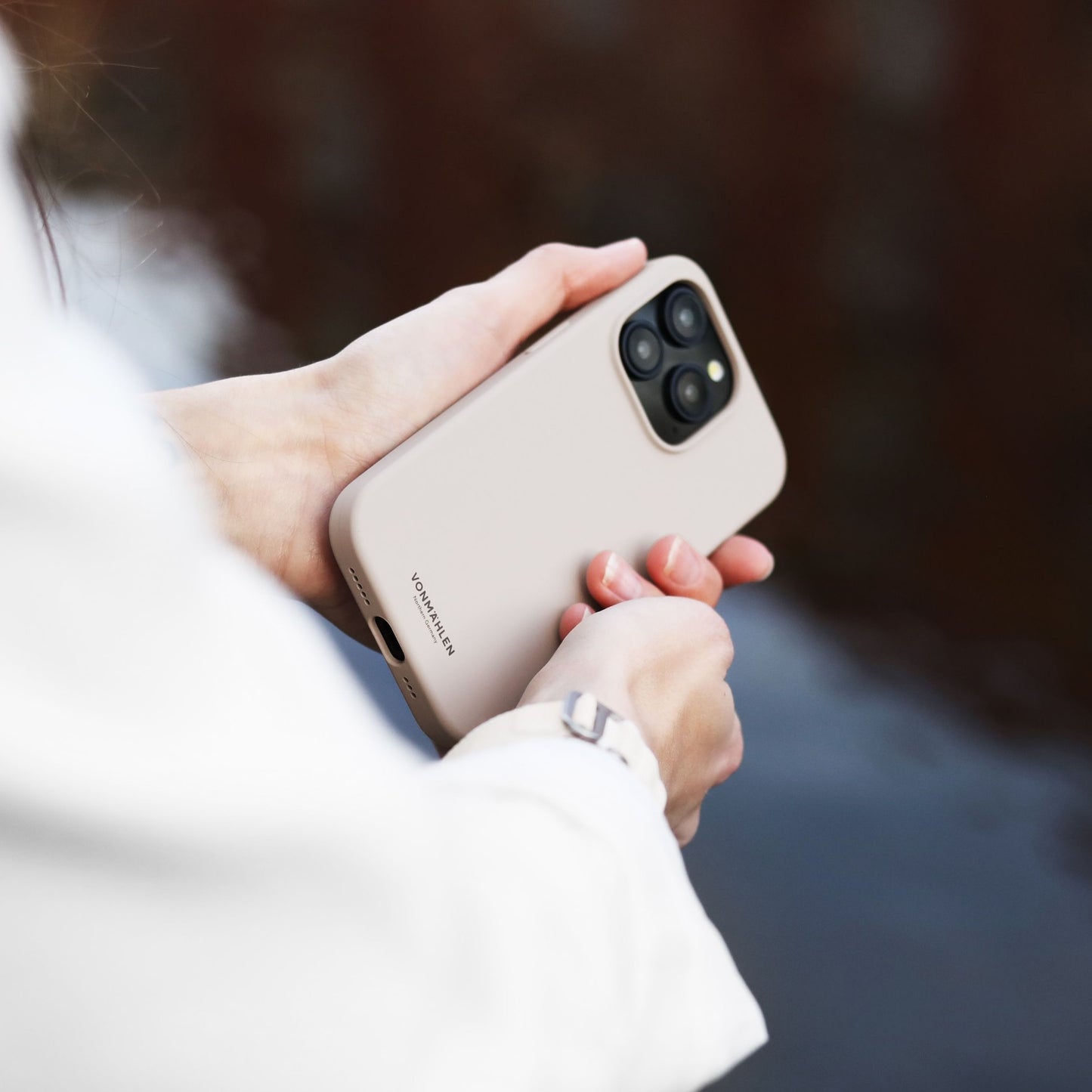 VONMAHLEN Eco Silicone Case - iPhone 15 - Cream