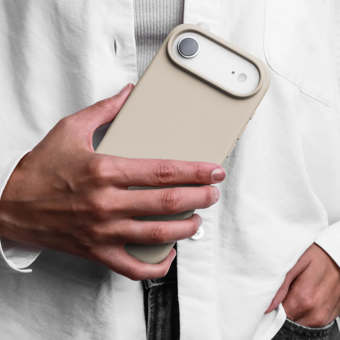 VONMAHLEN Soft Silicone Case iPhone 17 Air Cream