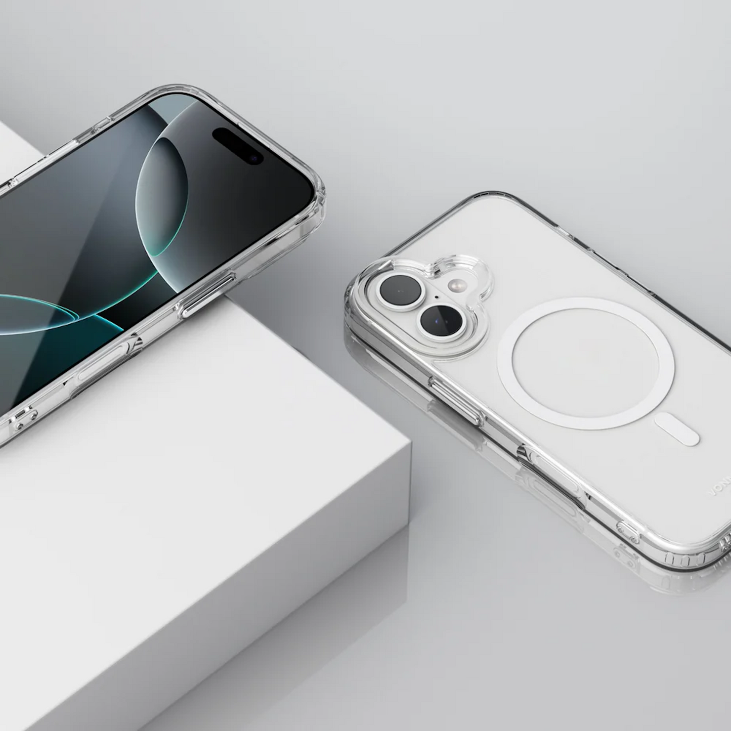 VONMAHLEN Transparent Case Pro iPhone 16 - Clear