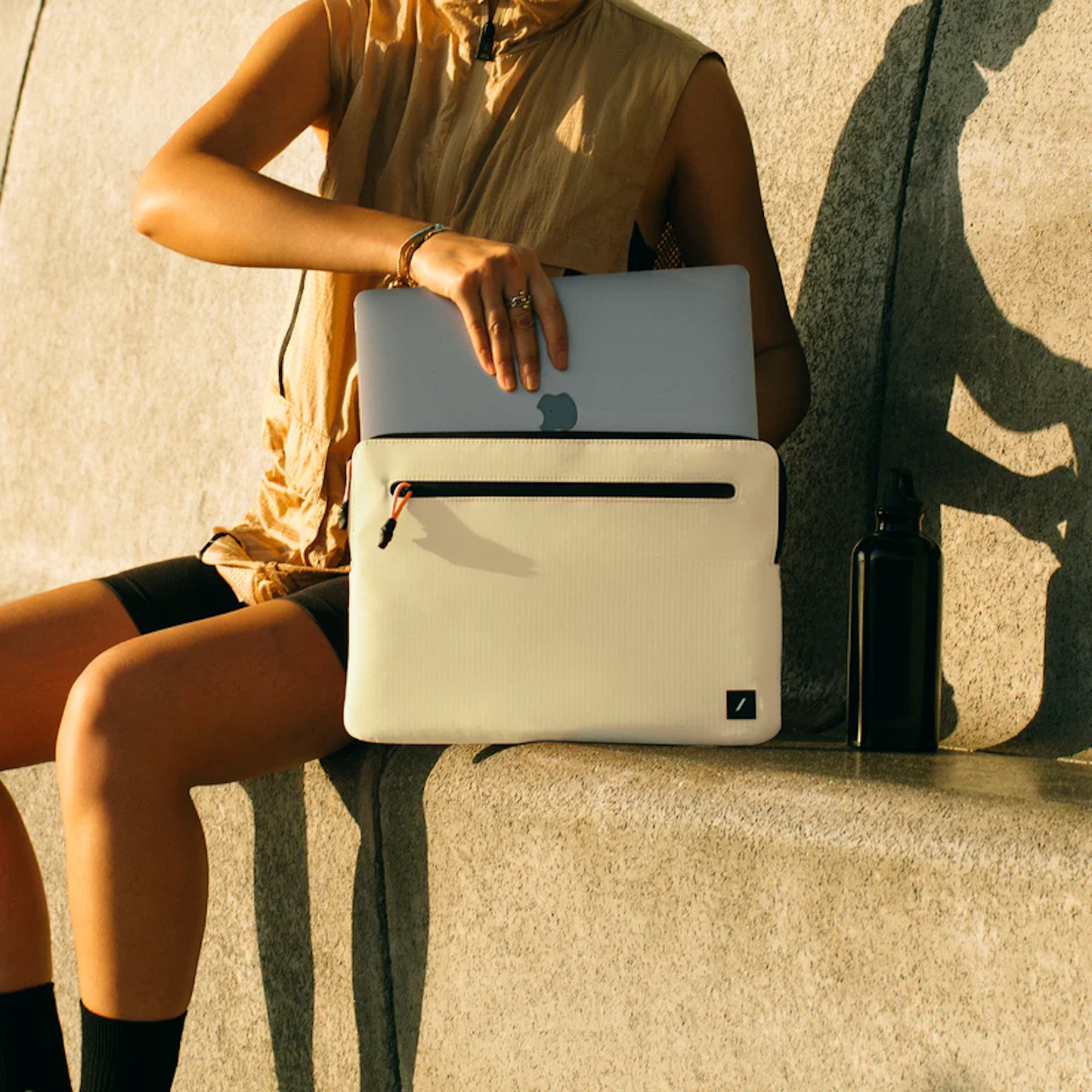 NATIVE UNION ULTRALIGHT SLEEVE FOR MACBOOK 14" SANDSTONE